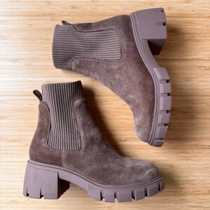 Steve Madden Hutch Lugged Sole Chelsea Ankle Suede Boot in Taupe 6